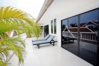 Na Jomtien Grande Pool Villa 6