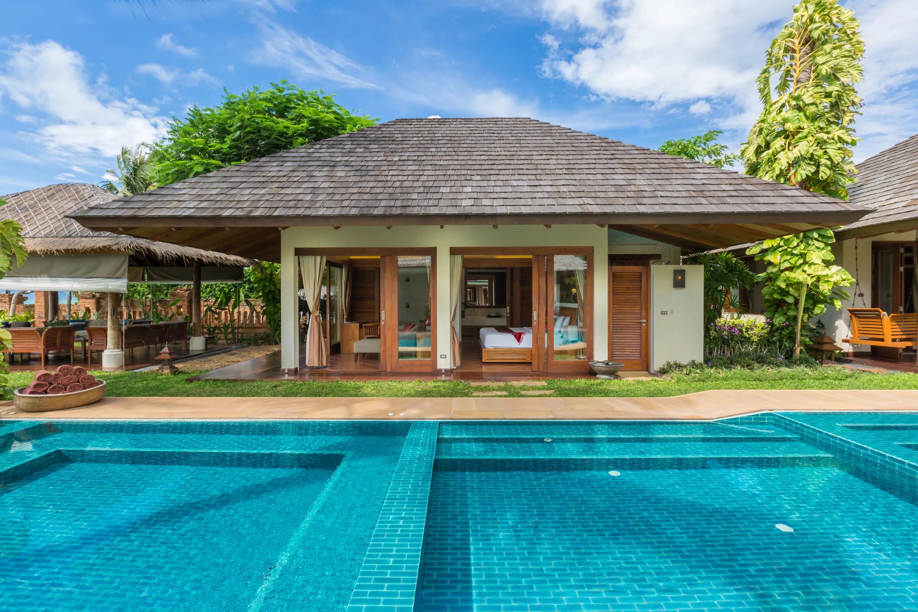 Baan Mika 8