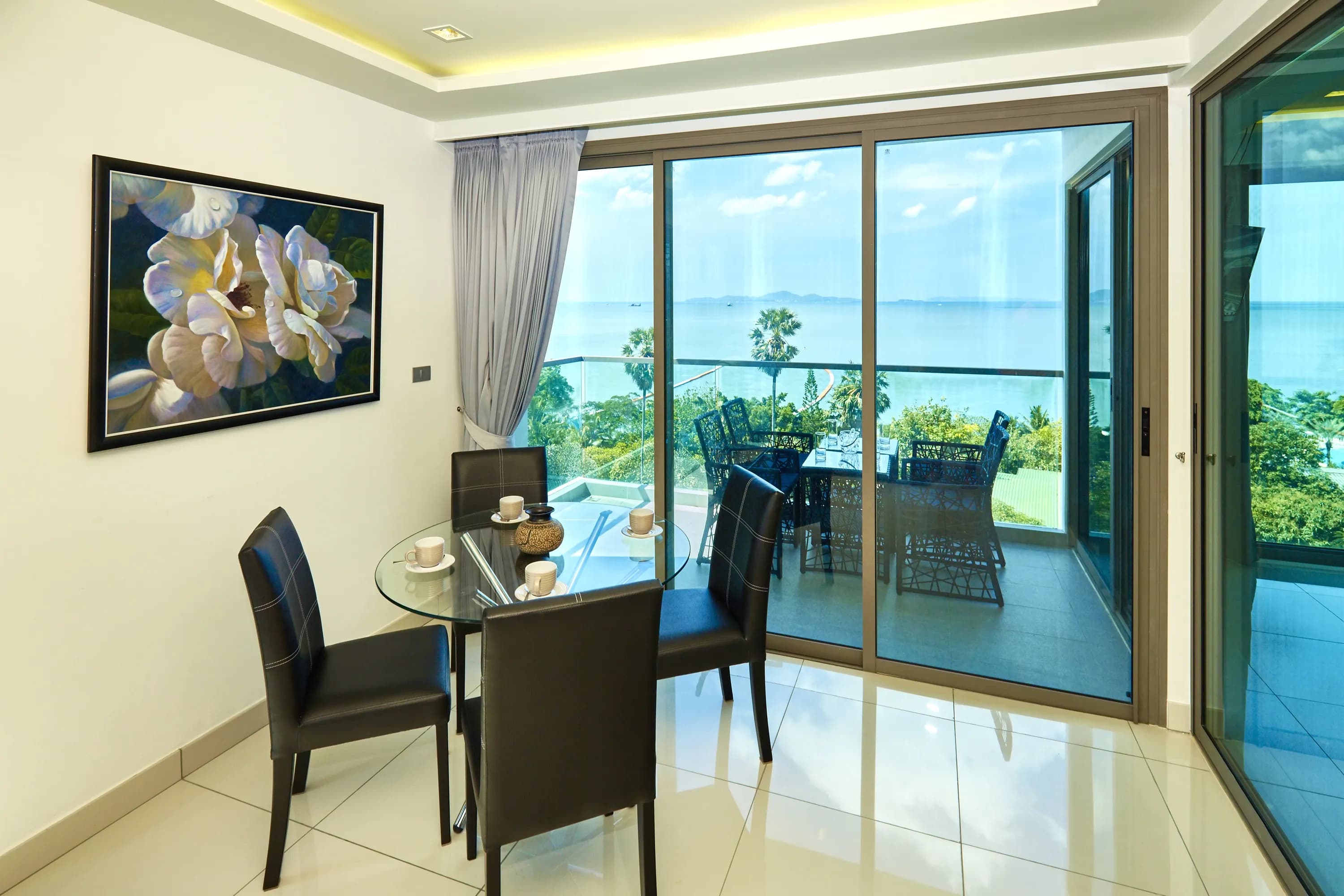 W Tower 2-bedroom 707 8